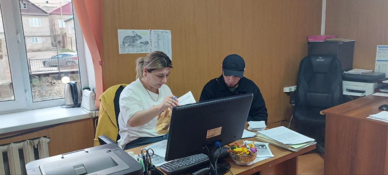 Учреждения Минтруда Дагестана продолжают оказывать социальную помощь семьям участников СВО